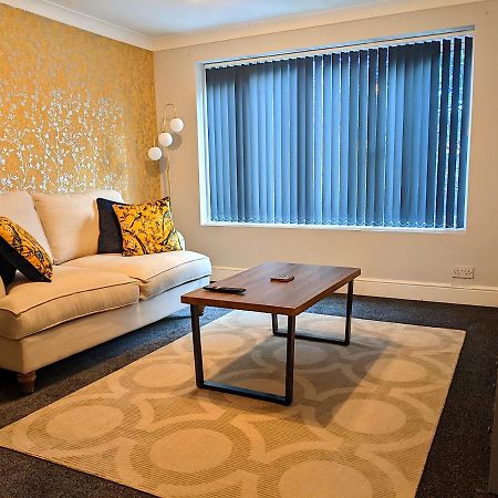 Racecourse Apartment 唐克斯特 外观 照片