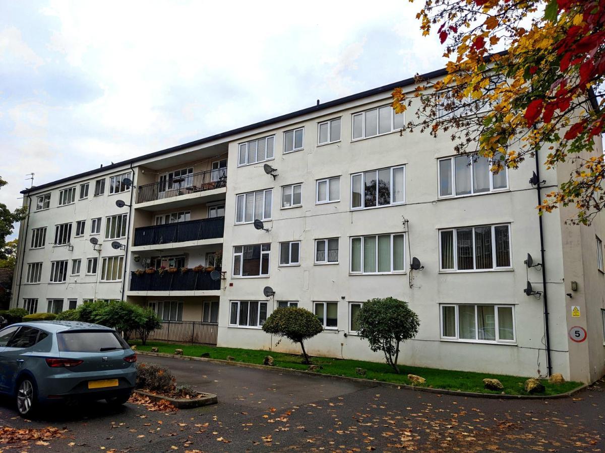 Racecourse Apartment 唐克斯特 外观 照片