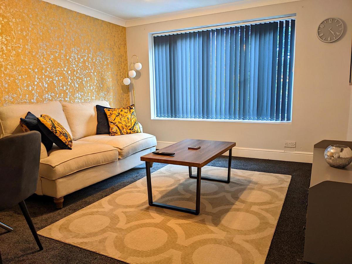 Racecourse Apartment 唐克斯特 外观 照片